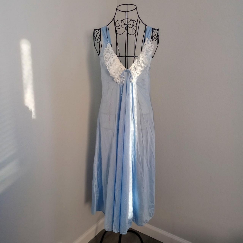Vintage Intimate Options White Ruffled Floral Lace Ribboned Blue Maxi Slip